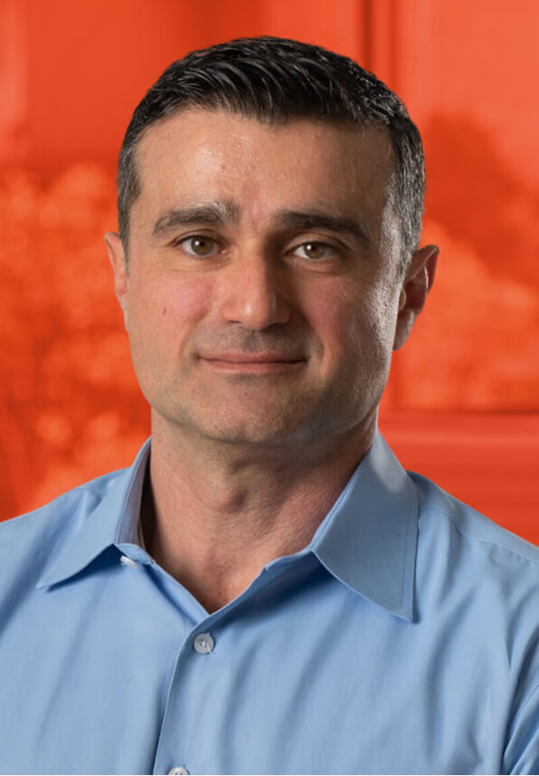 Headshot of Arthur Ajemyan - Highlight effect