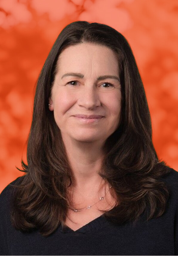 Headshot of Tricia Emmerman - Highlight effect